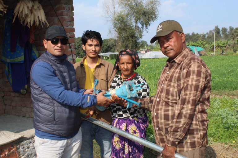 सरकारी सेवा सुविधा गरिब र बिपन्न परिवारलाई