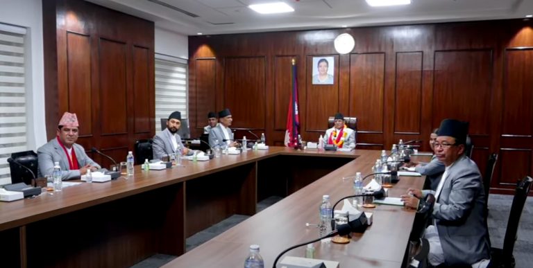 सरकारी सेवामा लाइन बस्नुपर्ने अवस्था हटाउने मन्त्रिपरिषद् बैठकको निर्णय
