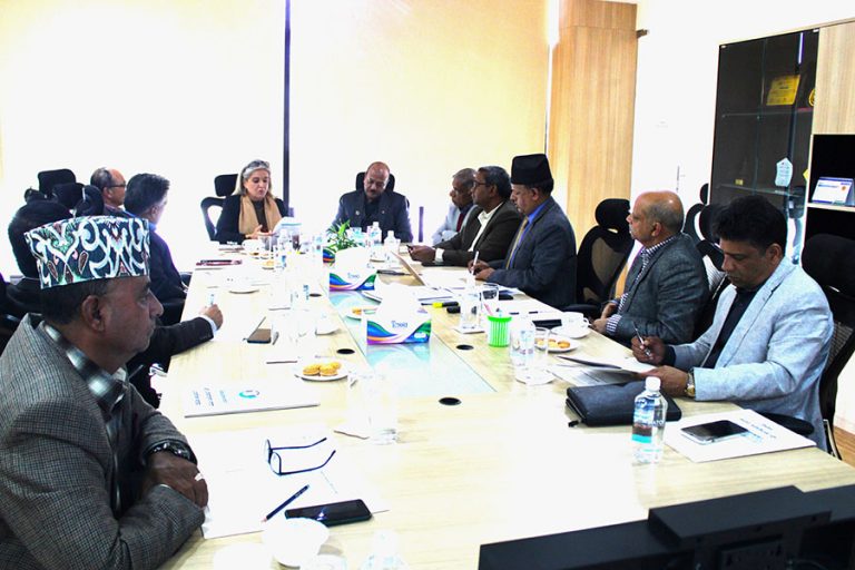 अर्थतन्त्रका समस्याबारे बैंकर्षले गरे अन्तर्राष्ट्रिय मुद्रा कोषसँग छलफल