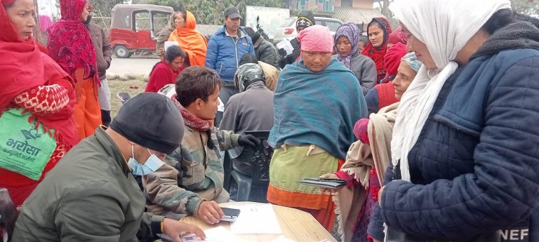 दोधारा चाँदनीको बाढी प्रभावित क्षेत्रका प्रत्येक घरधुरीको नाममा बैंक खाता खोलिँदै
