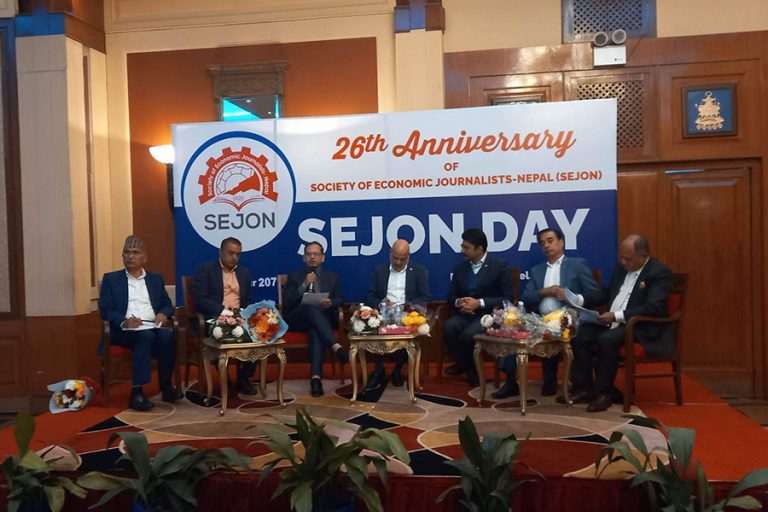 ‘सरकारको आगामी नेतृत्व देशको आर्थिक सुधारमा सचेत हुनुपर्छ’-गगन थापा
