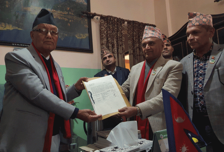 गण्डकीको मुख्यमन्त्रीमा खगराज अधिकारी नियुक्त