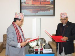 ग्लोबल आईएमई बैंकका नवनियुक्त अध्यक्ष चन्द्र ढकालले लिए सपथ