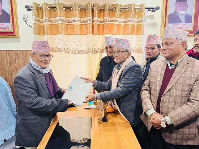 लुम्बिनी प्रदेशको मुख्यमन्त्रीमा एमालेका लीला गिरी नियुक्त
