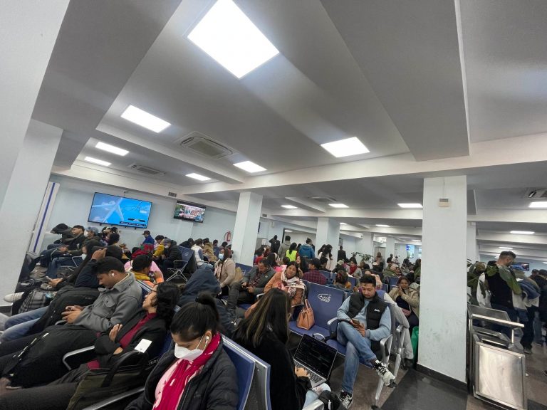 अध्यागमनको सर्भर डाउन, त्रिभुवन अन्तर्राष्ट्रिय विमानस्थलमा विमान उडेनन्