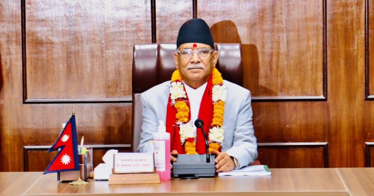 व्यक्तिगत मोबाइल आयातमा देखिएको समस्या समाधान गर्न प्रधानमन्त्रीको निर्देशन