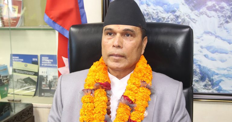 शहरी विकासमन्त्री पाण्डेको प्रतिबद्धता-‘देशभरका तुइन विस्थापित गरी झोलुङ्गे पुल बनाउने’