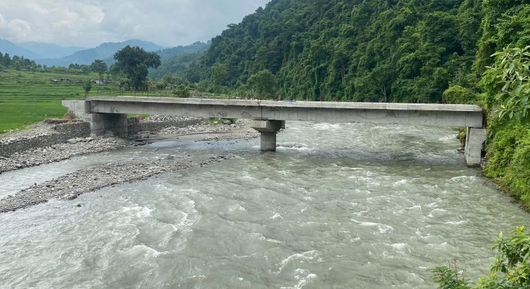 ‘भाइरल’ पुल बनाउने तीन जनाविरुद्ध ५ करोड ४५ लाख भ्रष्टाचारको मुद्दा