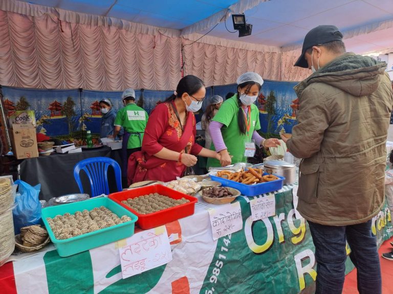 पाँच करोडको कारोबार गर्दै सकियो १६ औं अन्तर्राष्ट्रिय औद्योगिक व्यापार मेला