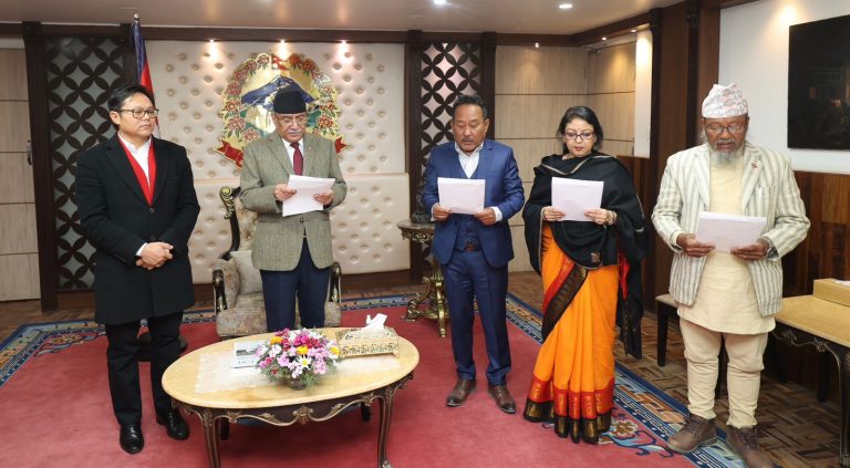 नवनियुक्त तीन कुलपतिले लिए शपथ