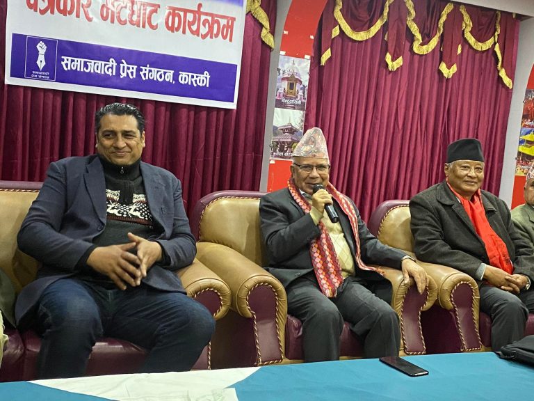 ‘सत्ता गठबन्धनमा खटपट बढ्यो, एमालेलाई राष्ट्रपति दिए बर्वाद हुन्छ’