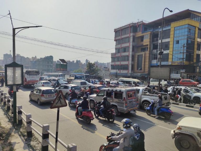 बढ्याे सार्वजनिक यातायातकाे भाडा, यस्ताे छ दर