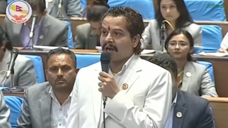‘विमानस्थलमा शवको बाकस फोड्न थालियो, कारण के हो ?’