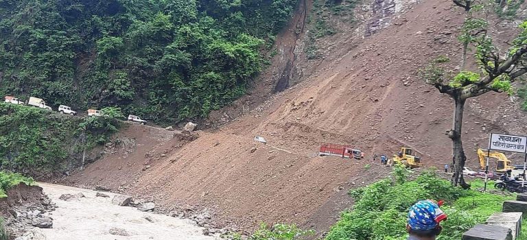 बुटवल-पाल्पा सडकखण्ड दैनिक ९ घण्टा बन्द हुने