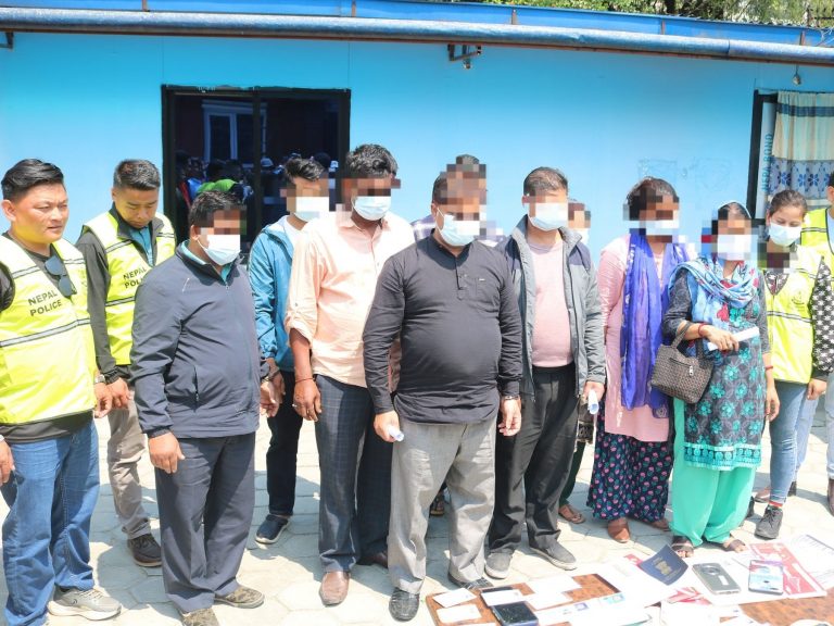 झुटा विवरण पेश गरी नेपाली नागरिकता लिने १० जना भारतीय पक्राउ