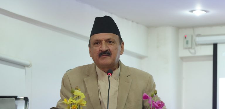 लगानीमा विविधिकरण खोज्न अर्थमन्त्रीको आह्वान