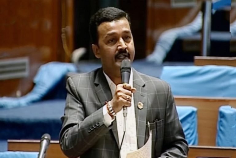 ‘टोपबहादुर दोषी छैनन् भने प्रहरीबाट किन लुकेका ?’