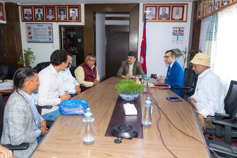‘स्थानीय उत्पादनलाई प्रोत्साहन गर्न आलु, प्याजमा कर लगाउनुको विकल्प थिएन’