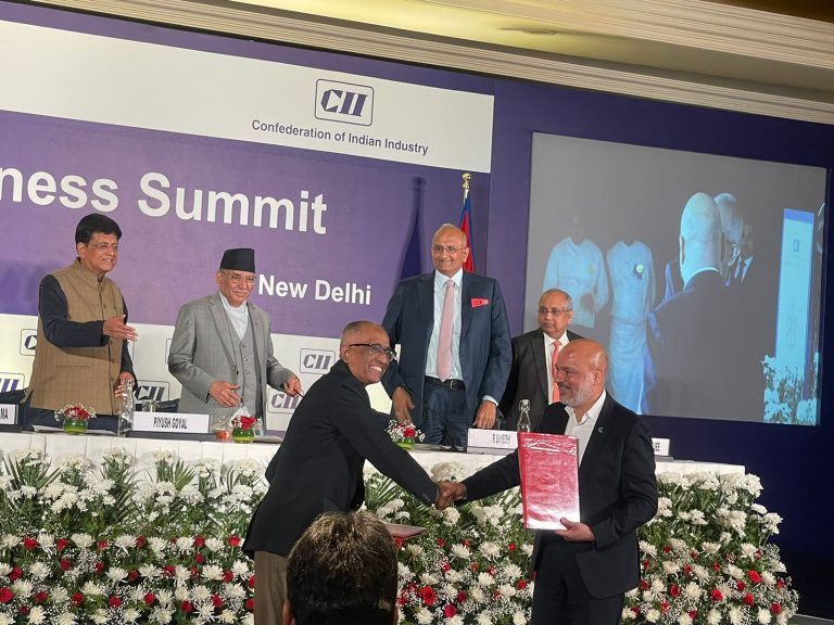 गोल्छा समूह र इन्डियन आयलबीच लुब्रिकेन्ट उद्योग स्थापना गर्ने सम्झौता