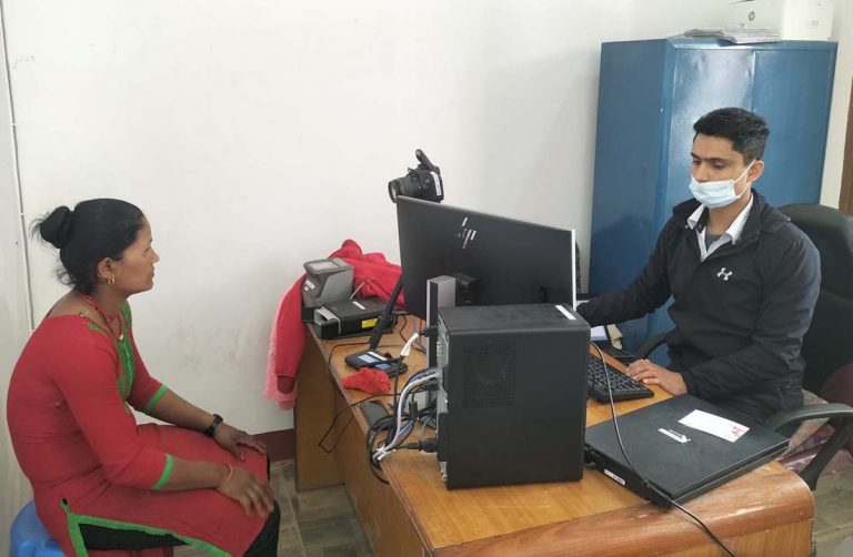 छुट्टाछुट्टै स्थानमा राष्ट्रिय परिचयपत्र विवरण दर्ता, काठमाडौं बाहिरका लागि नारायणहिटी र सभागृह