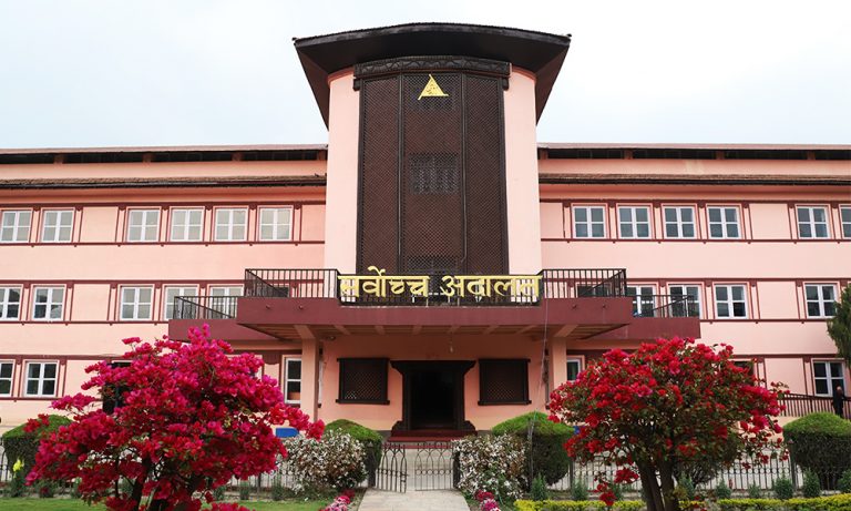 दुर्गा प्रसाईं थुनामुक्त गर्न सर्वोच्चकाे आदेश