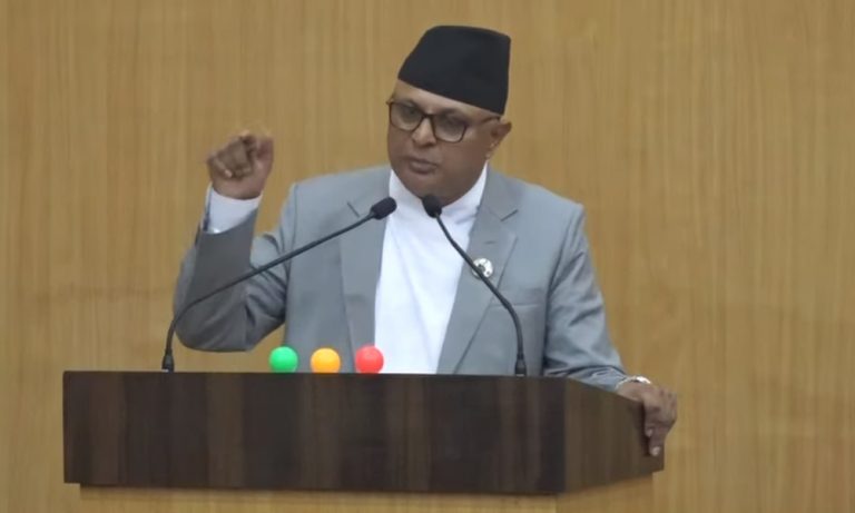 सर्वपक्षीय सरकार बनाऔं, सहमतिमा ६/६ महिना सरकार चलाऔं