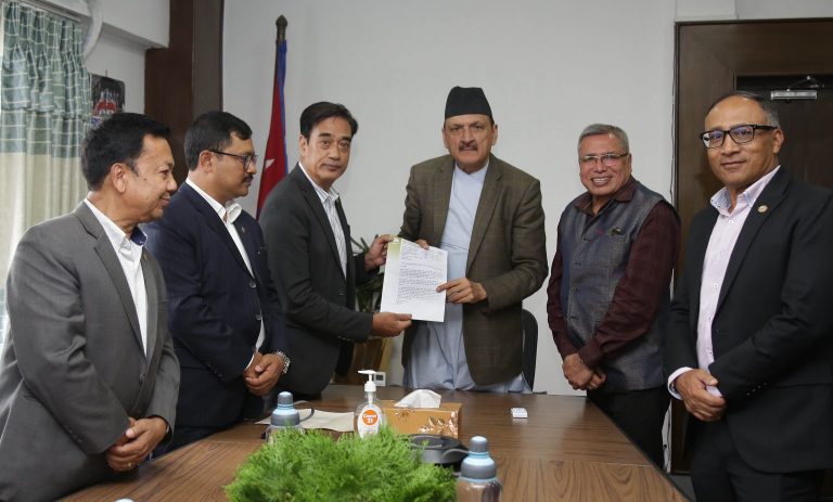 एक वर्षसम्म शेयर बेच्न नपाउने व्यवस्थाप्रति चेम्बरको विरोध