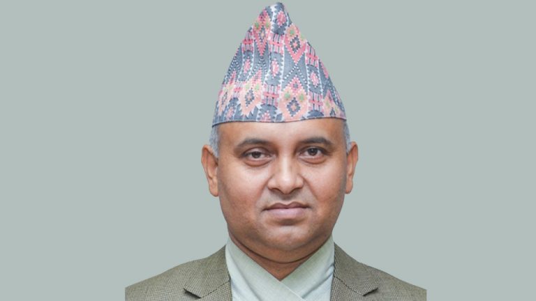 सञ्चार सचिव राउतलाई २४ घण्टाभित्र अदालतमा उपस्थित गराउन आदेश