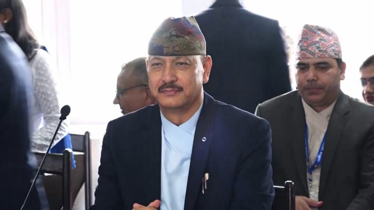 प्रधानन्यायाधीशमा विश्वम्भरप्रसाद श्रेष्ठ नियुक्त