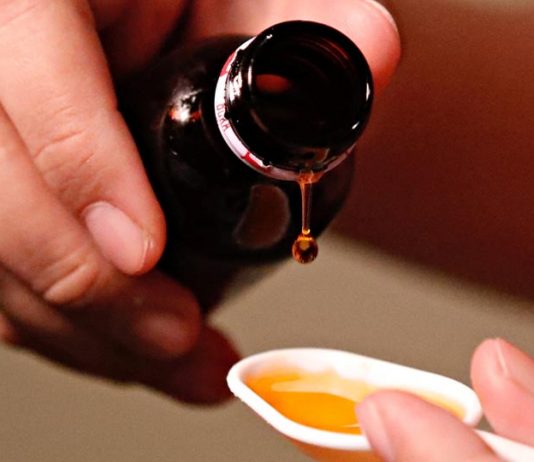 भारतीय कफसिरपलाई इराकले पनि लगायो प्रतिवन्ध, किन खतरनाक ?