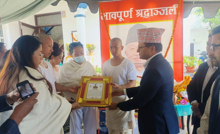 अध्यक्ष तिमिल्सिनाले गरे नेम्वाङ निवास पुगेर समवेदना प्रकट