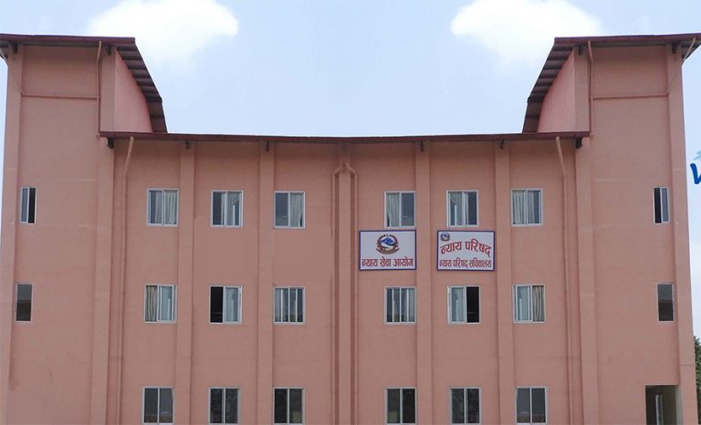 जिल्ला न्यायाधीशको परीक्षा २२१ जनाले दिँदा एक जना मात्रै पास