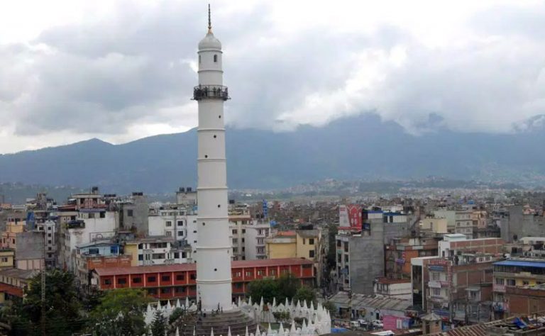 चाडपर्व लक्षित गरेर धरहराभित्र निःशुल्क पार्किङको व्यवस्था