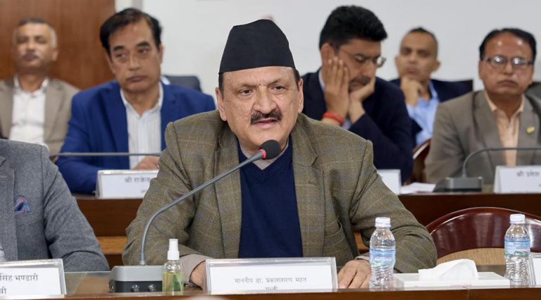 ऋण लिएर नतिर्नेलाई राज्यले छाड्दैन : अर्थमन्त्री