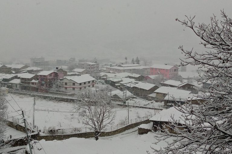 जुम्लामा हिमपात, जनजिवन प्रभावित