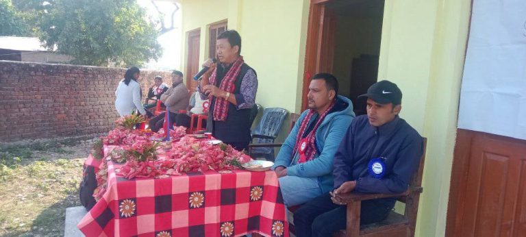 कमलशा आधारभूत विद्यालय दोधारा चाँदनीमा दुई कोठे भवनको उद्धघाटन