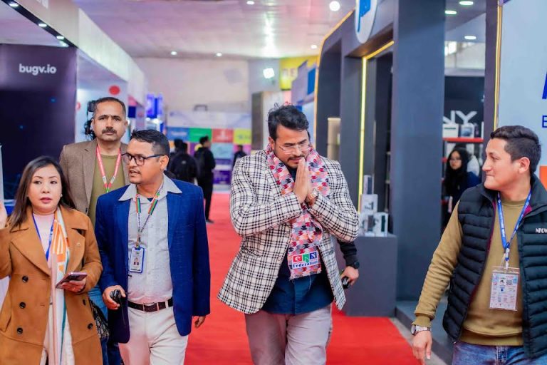क्यान इन्फोटेकमा पुगे कलाकारदेखि नेतासम्म, सूचना प्रविधिलाई प्राथमिकतामा राख्नुपर्नेमा जोड