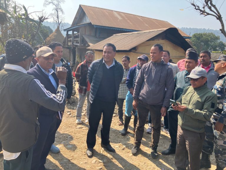 अझै अँध्यारोमा चितवनको बाँदरझुला, छिट्टै विद्युत् पुर्‍याउने प्राधिकरणको प्रतिबद्धता