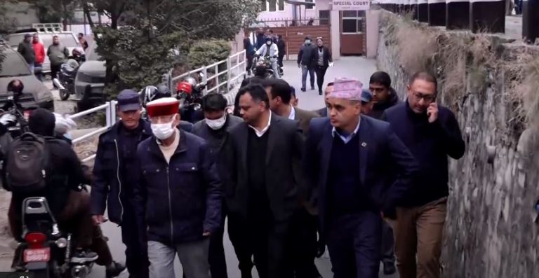 बाँसबारी जग्गा प्रकरण: अरुण चौधरी र अजितमानसिंह थापा  चिरायुबाट ग्राण्डीमा रिफर