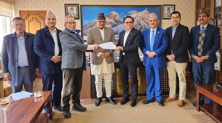 वायुसेवा निगमलाई आर्थिक रुपले प्रभावकारी बनाउन सोल्टीको शेयर बेच्न सुझाव