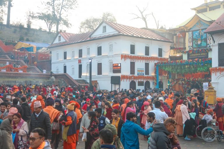 पशुपतिनाथमा भीआईपी दर्शन पास बन्द