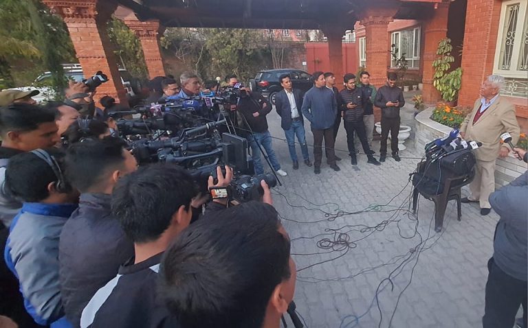 कांग्रेसले फिर्ता लियो सरकारलाई दिएको समर्थन