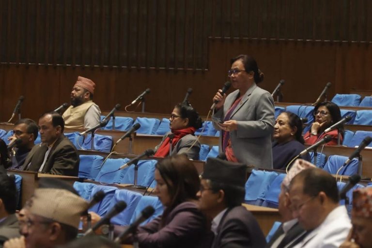 कांग्रेसले आज पनि माग्यो गृहमन्त्रीको राजीनामा, छानबिन समिति गठन गर्न दियो अल्टिमेटम