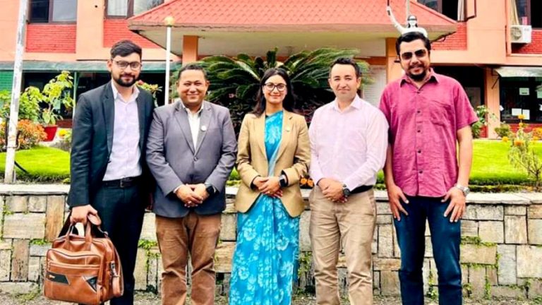 निर्वाचन आयोगले रास्वपाका ४ सांसदलाई गरेको कारबाही बदर