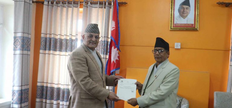 गण्डकीका मुख्यमन्त्री पाण्डेले दिए राजीनामा