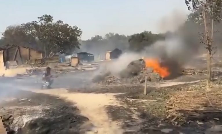 महोत्तरीको मटिहानीमा भीषण आगलागी, सयौं घर खरानी