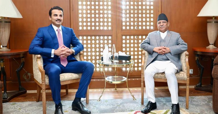 प्रधानमन्त्री प्रचण्ड र कतारका राजाबीच भेटवार्ता