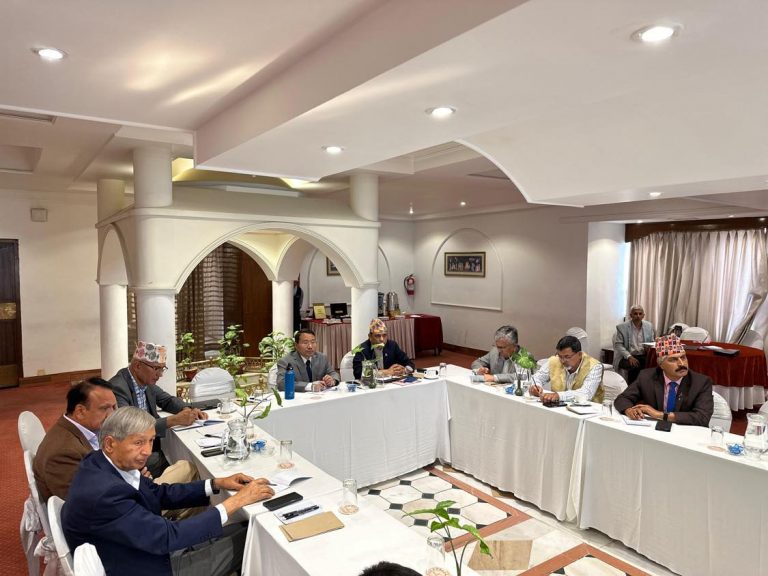 बजेटबारे वर्षमानलाई पूर्वअर्थमन्त्रीहरूले दिए यस्ता सुझाव
