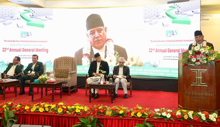 ‘१० वर्षमा १० हजार मेगावाट बिजुली निर्यात गर्दैछौं, ढुक्क भएर विद्युत् उत्पादन गर्नुस्’