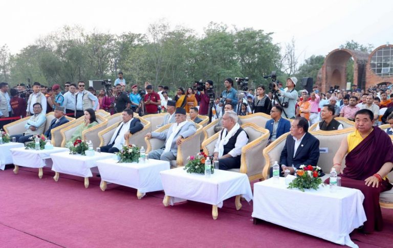 बुद्ध जयन्ती,  प्रधानमन्त्रीसहित उच्चपदस्थ व्यक्तिहरु लुम्बिनीमा